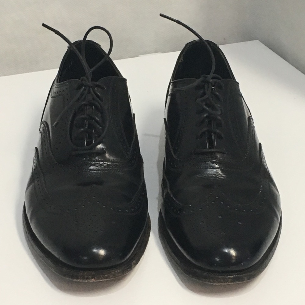 13D Florsheim Imperial derby Wingtips, VGUC - Picture 2 of 6